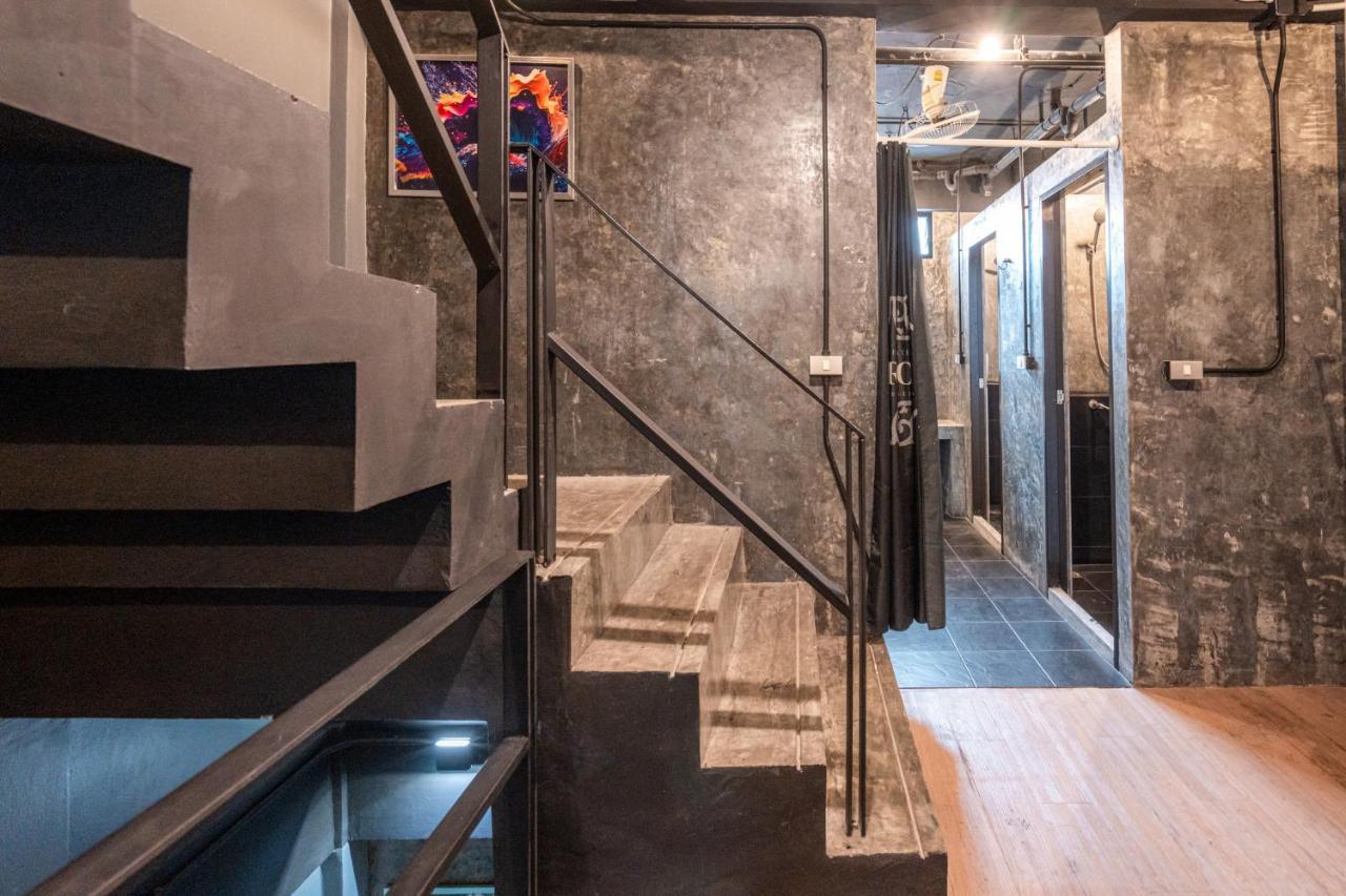 Black Panther Hostel Phuket Kültér fotó
