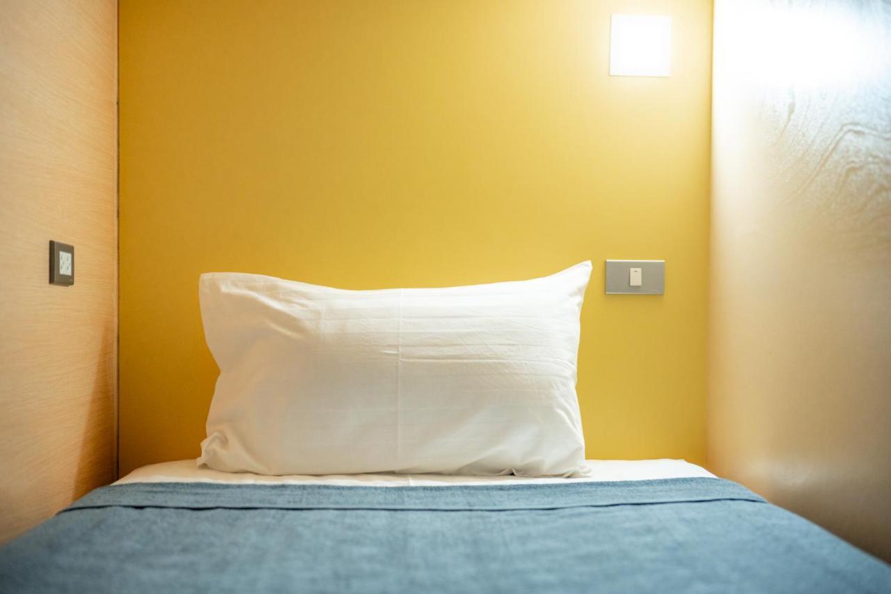 Black Panther Hostel Phuket Kültér fotó