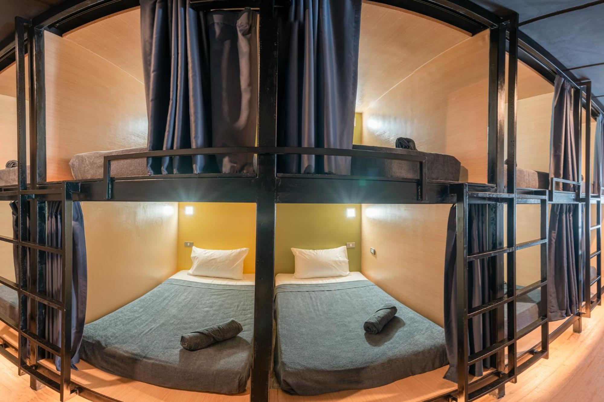 Black Panther Hostel Phuket Kültér fotó